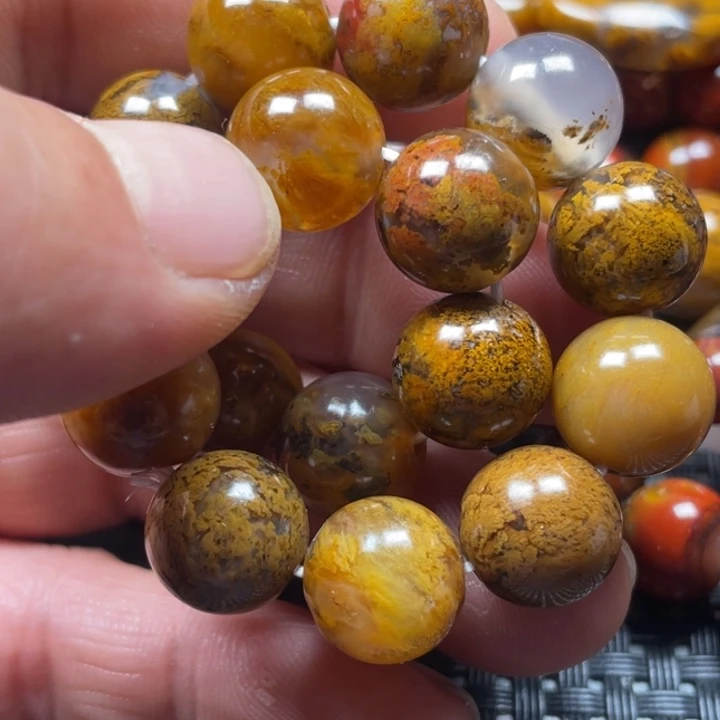 唐***鼠玛瑙/玉髓颈饰未镶嵌