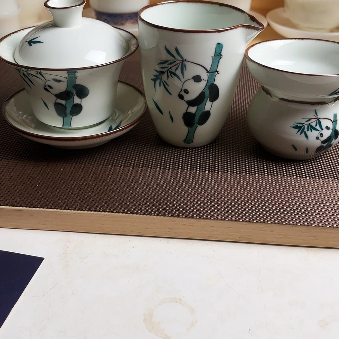 瓷片纯手绘熊猫盖碗加公道杯加茶漏