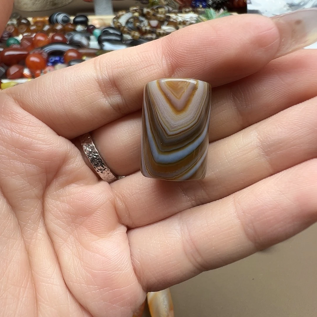 玩***6玛瑙/玉髓未镶嵌珠宝半成品