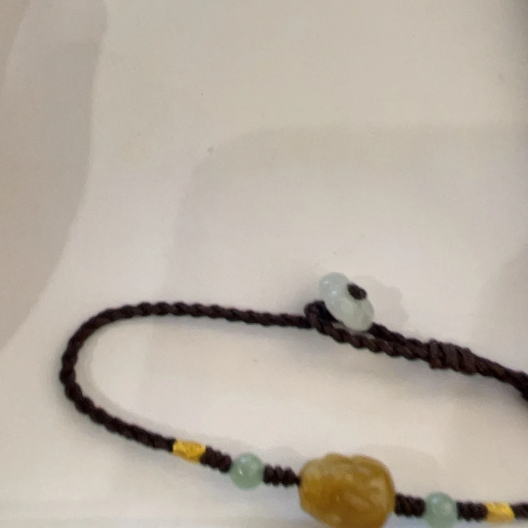 椰***噜颈饰未镶嵌翡翠