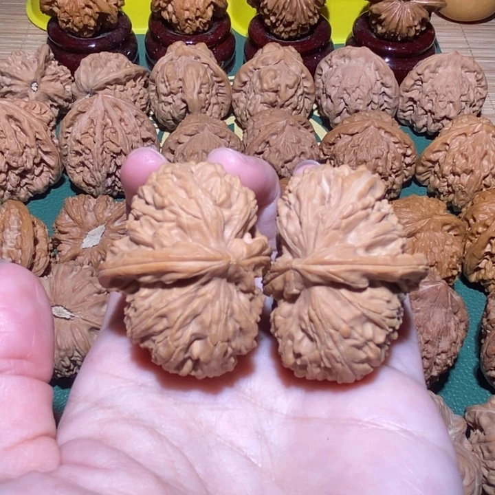 吊坠文玩核桃白狮子
