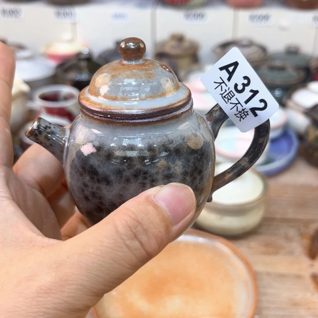 绿***子陶瓷艺术品333333
