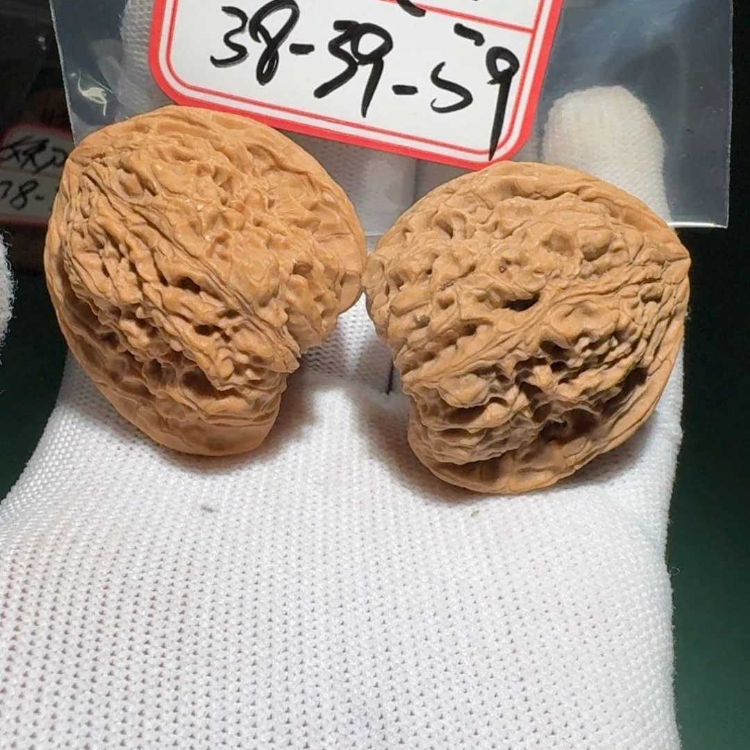文玩核桃把件107号村将s