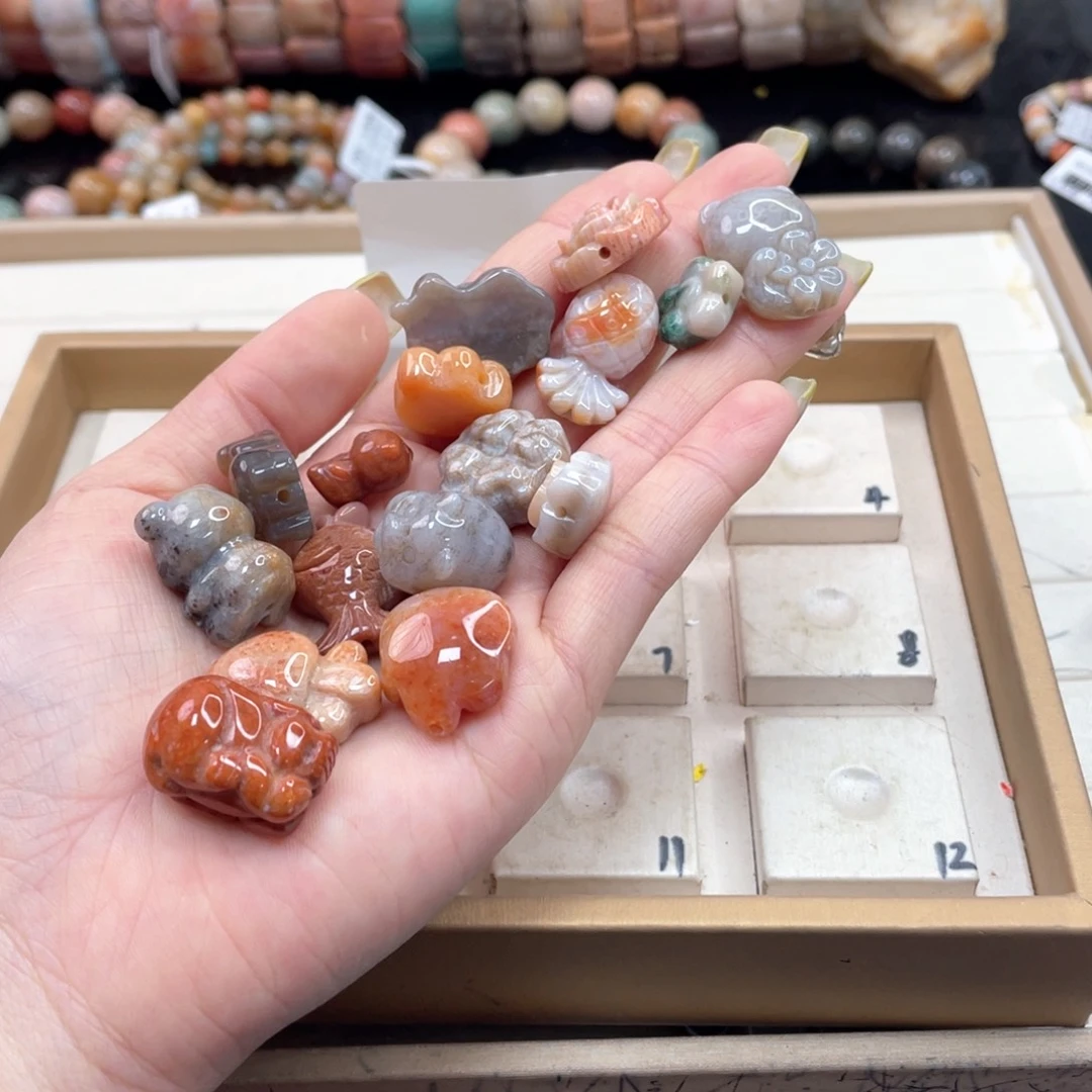 硅化珊瑚（珊瑚玉）手链未镶嵌莓**恼183