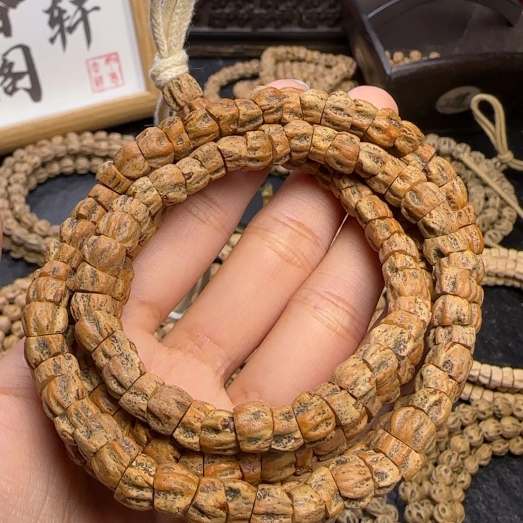 柏香籽/百香籽吊坠萍*
