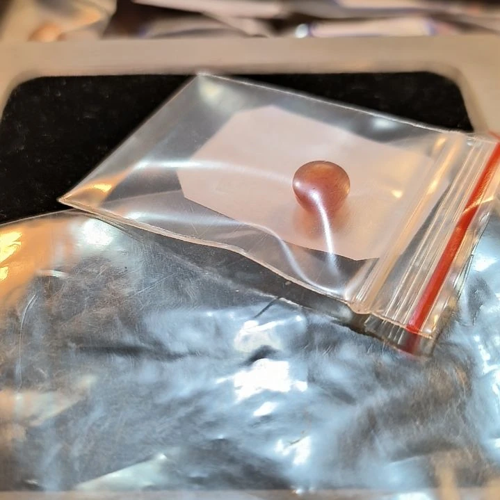 余***石英岩玉未镶嵌戒面
