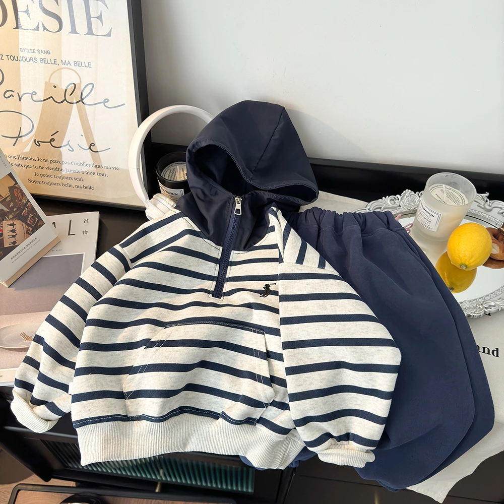儿童连帽卫衣2025新款洋气儿童休闲韩版时尚连帽条纹卫衣