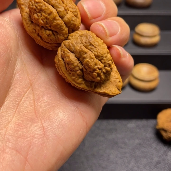 文玩核桃吊坠F妖塔