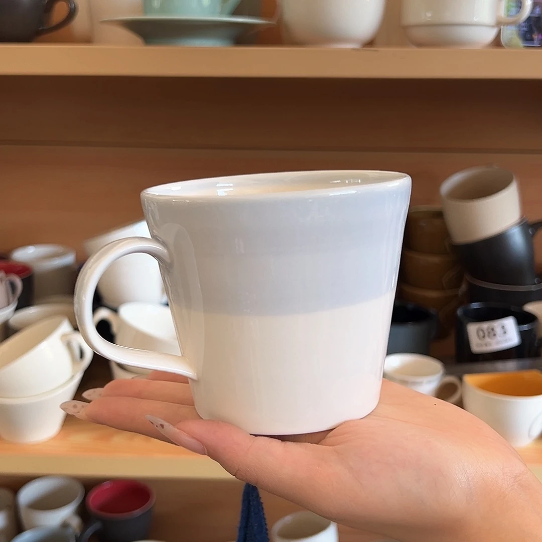 新骨瓷107微瑕浅蓝色水杯皇家