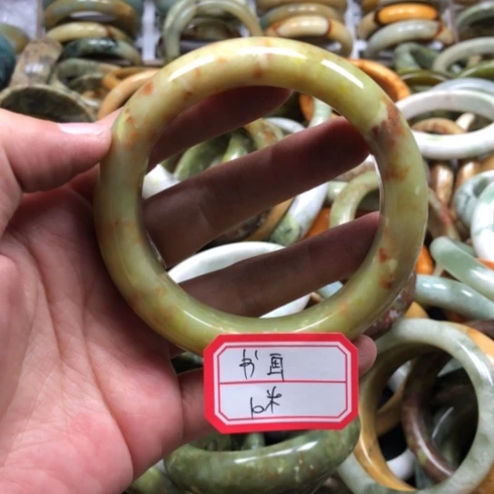 未镶嵌蛇纹石玉手镯書*