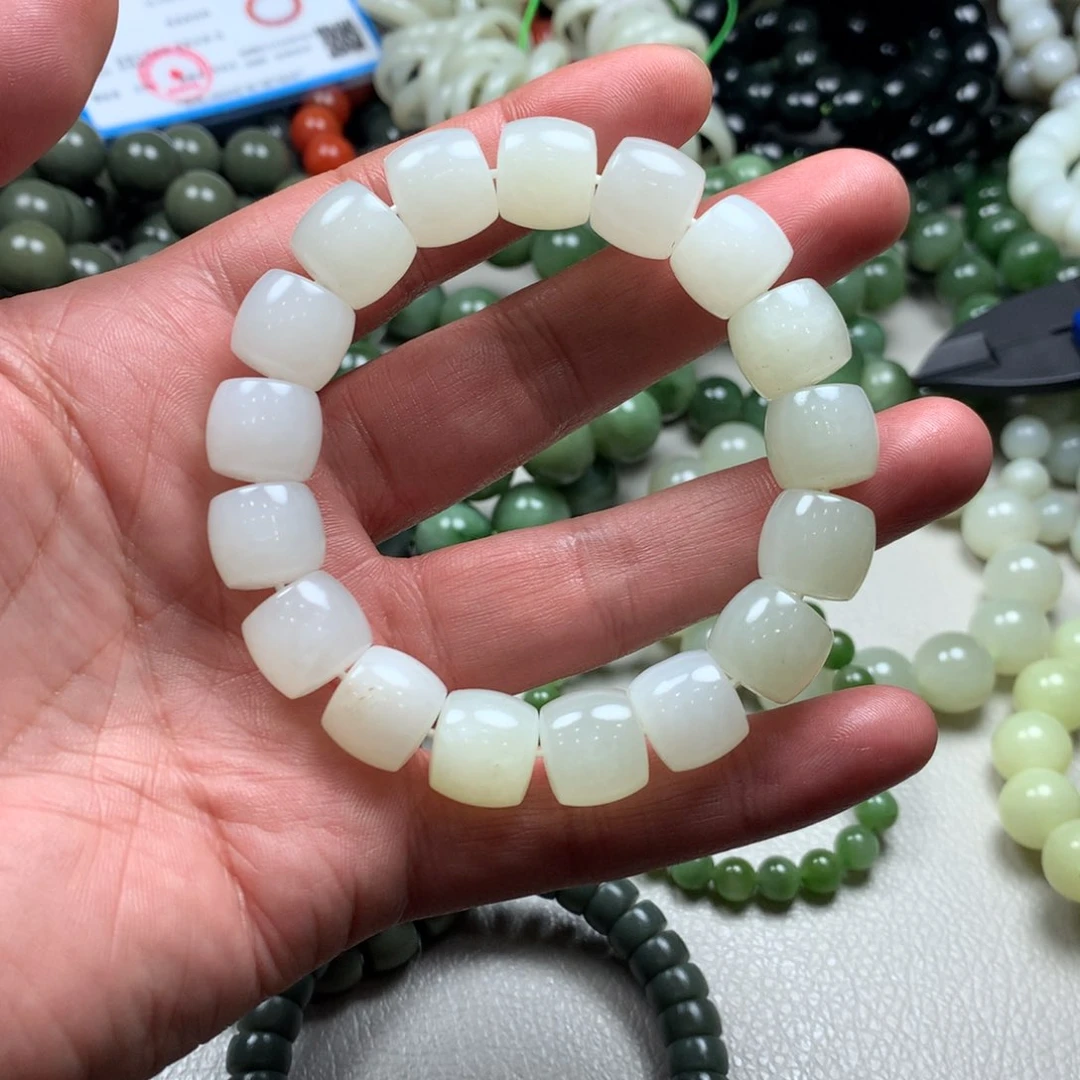 和田玉手链未镶嵌