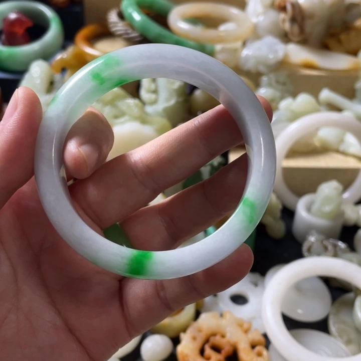 ****₄精品好物包邮到家