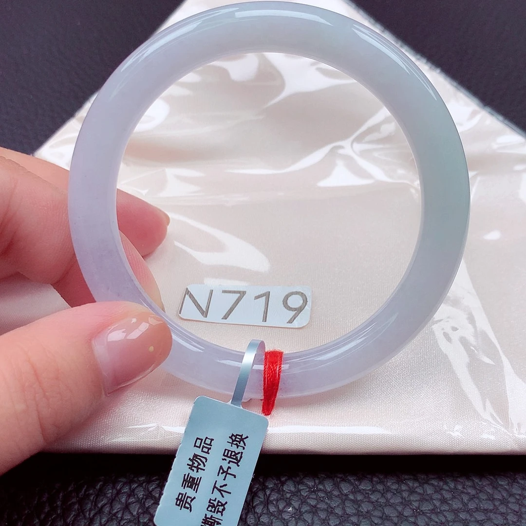 翡翠手镯未镶嵌天然缅甸翡翠A货