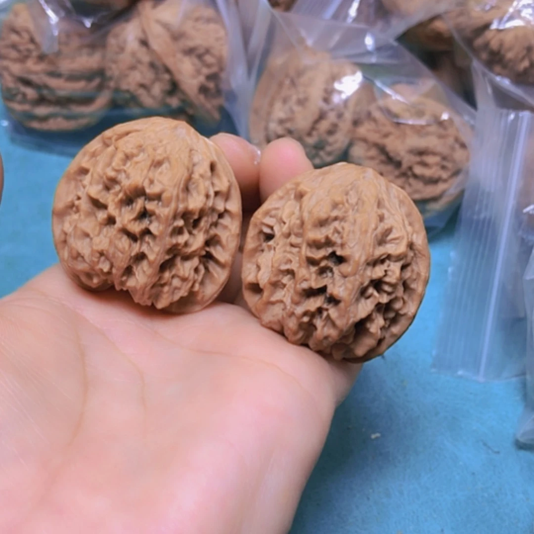 【闪购商品】把件核桃38野牛有修