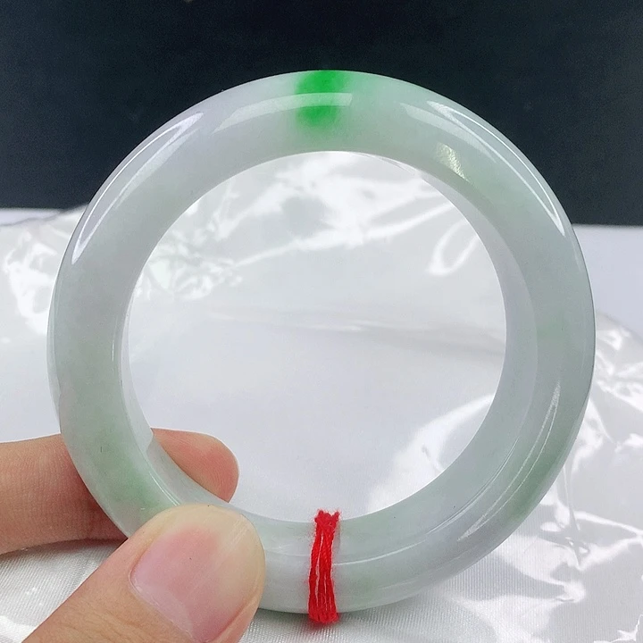 翡翠手镯未镶嵌圈57.5。0A01 1