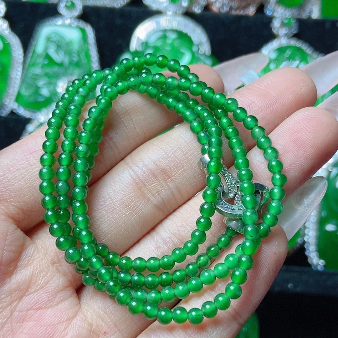 颈饰未镶嵌翡翠