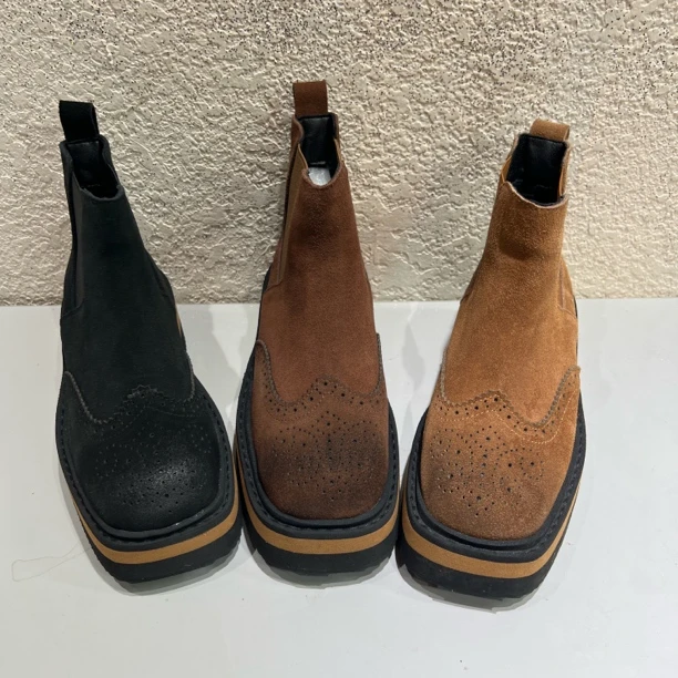 713-1秋季新款复古手工松糕厚底短靴帅气马丁靴