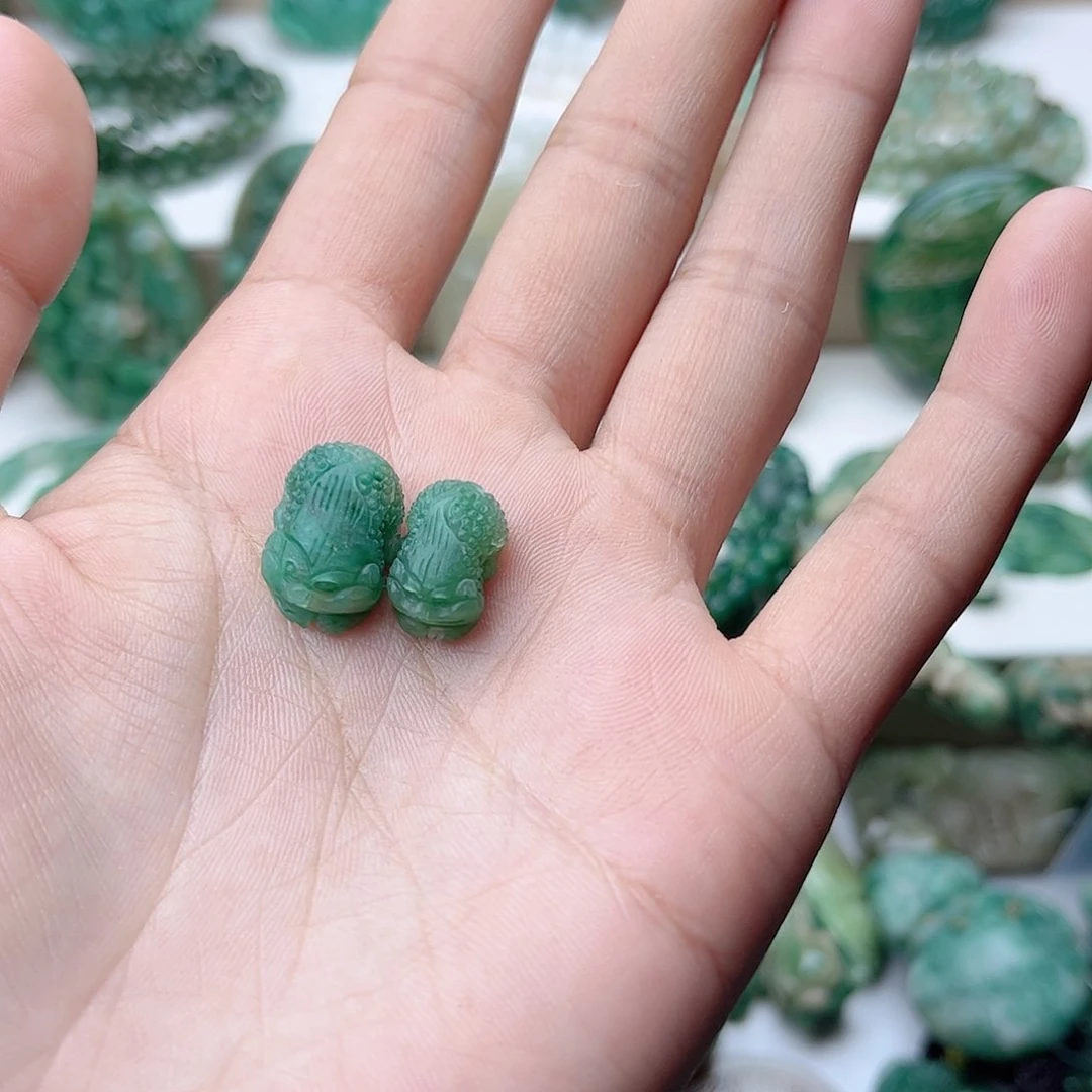 独山玉挂件未镶嵌一****啊