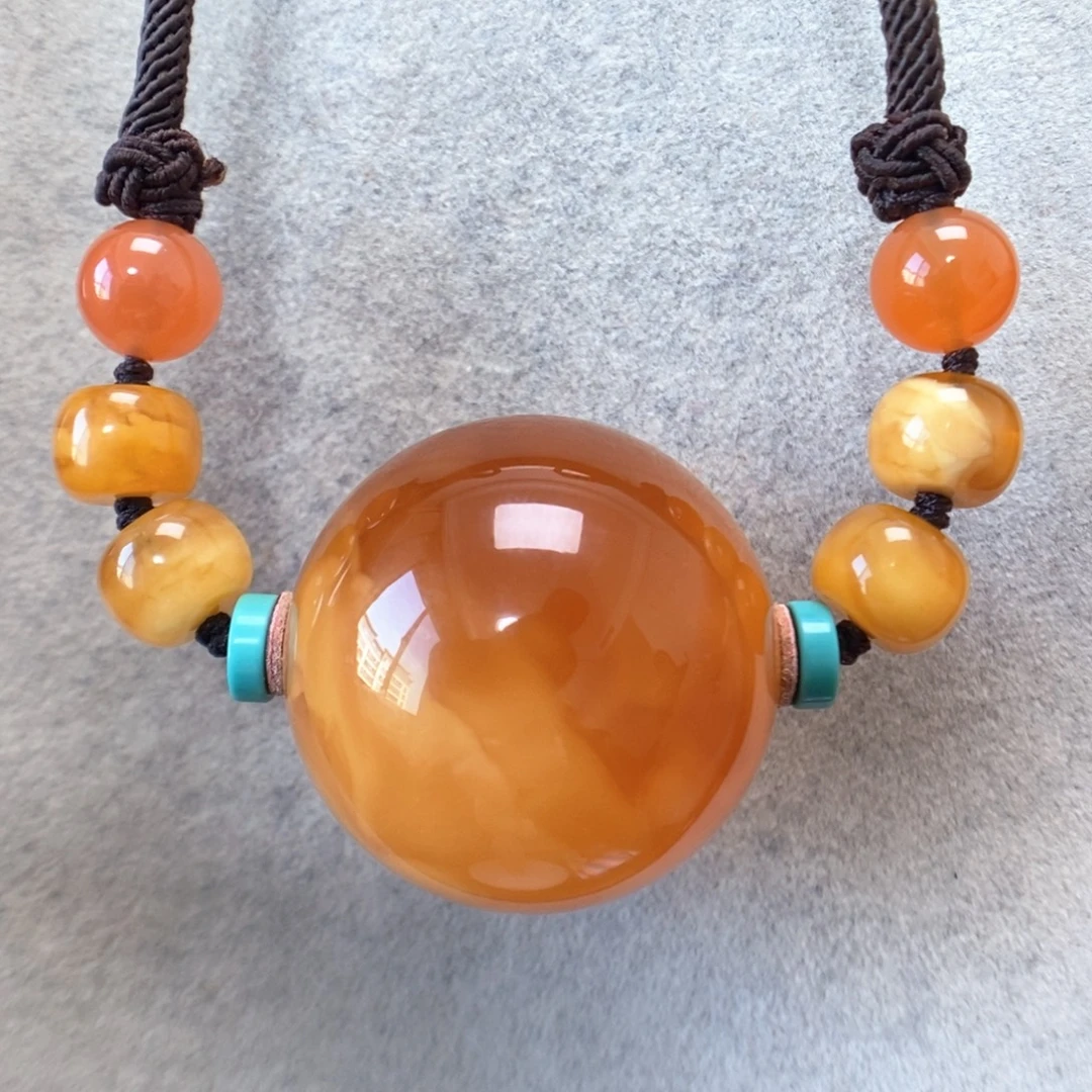 蜜蜡未镶嵌项链锁骨