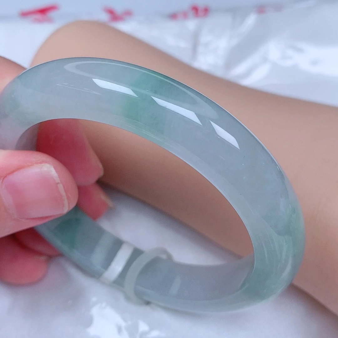 【闪购商品】翡翠手镯未镶嵌，57