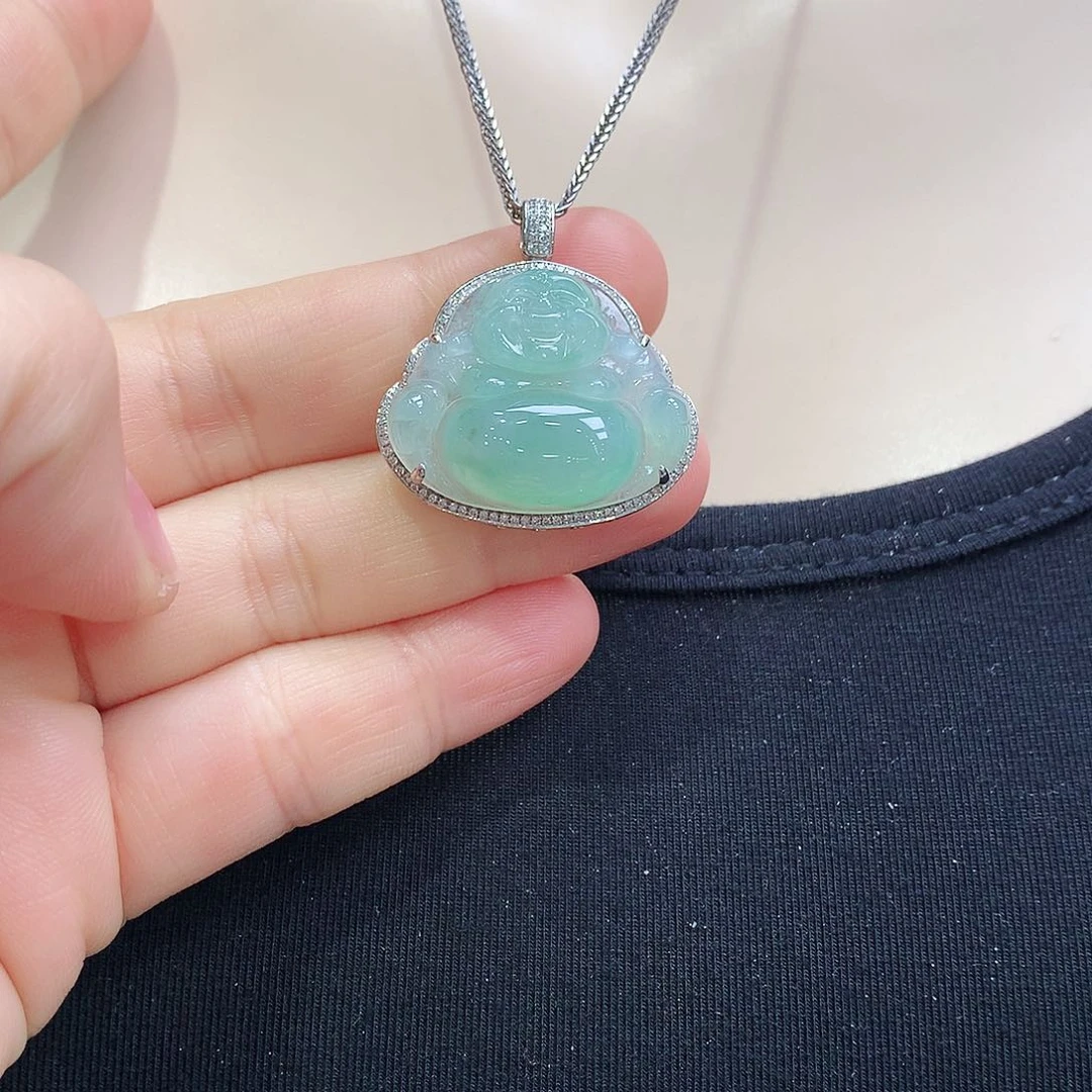 翡翠颈饰18K金镶嵌佛公