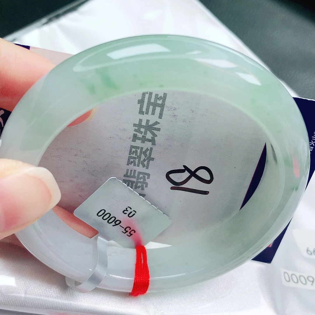 翡翠未镶嵌手镯缅甸天然A货翡翠手镯