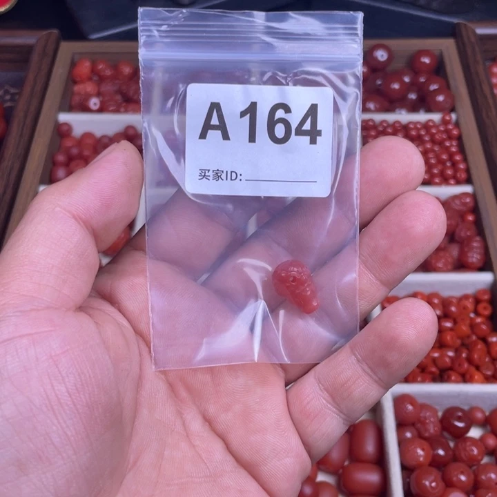 丢***。玛瑙/玉髓未镶嵌手链