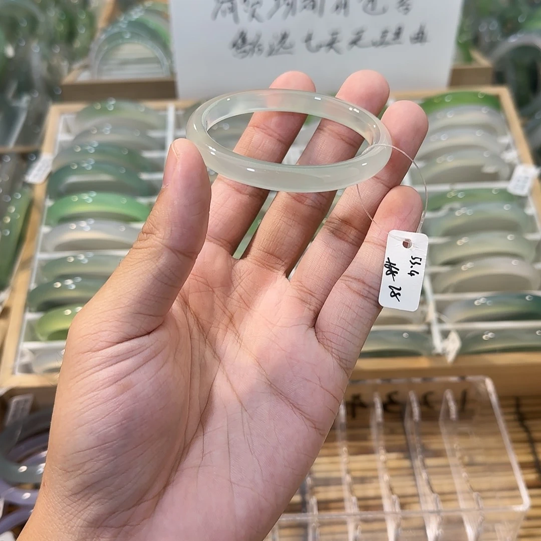 玛瑙/玉髓未镶嵌手镯圈口53.4