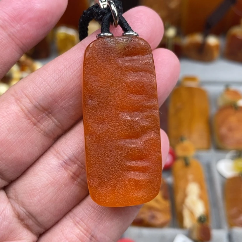 【闪购商品】未镶嵌颈饰琥珀