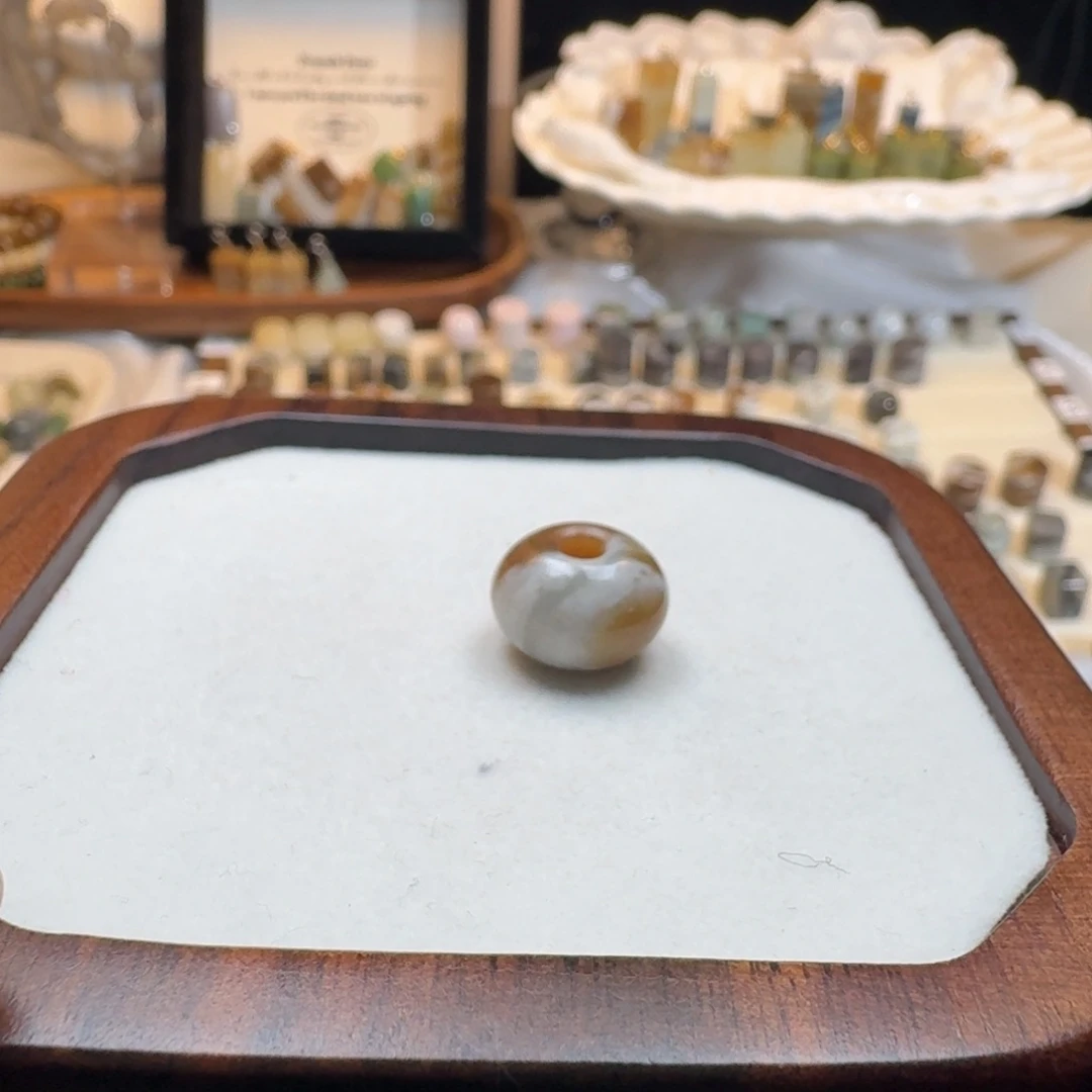 初***心和田玉（糖玉）未镶嵌戒指不退换