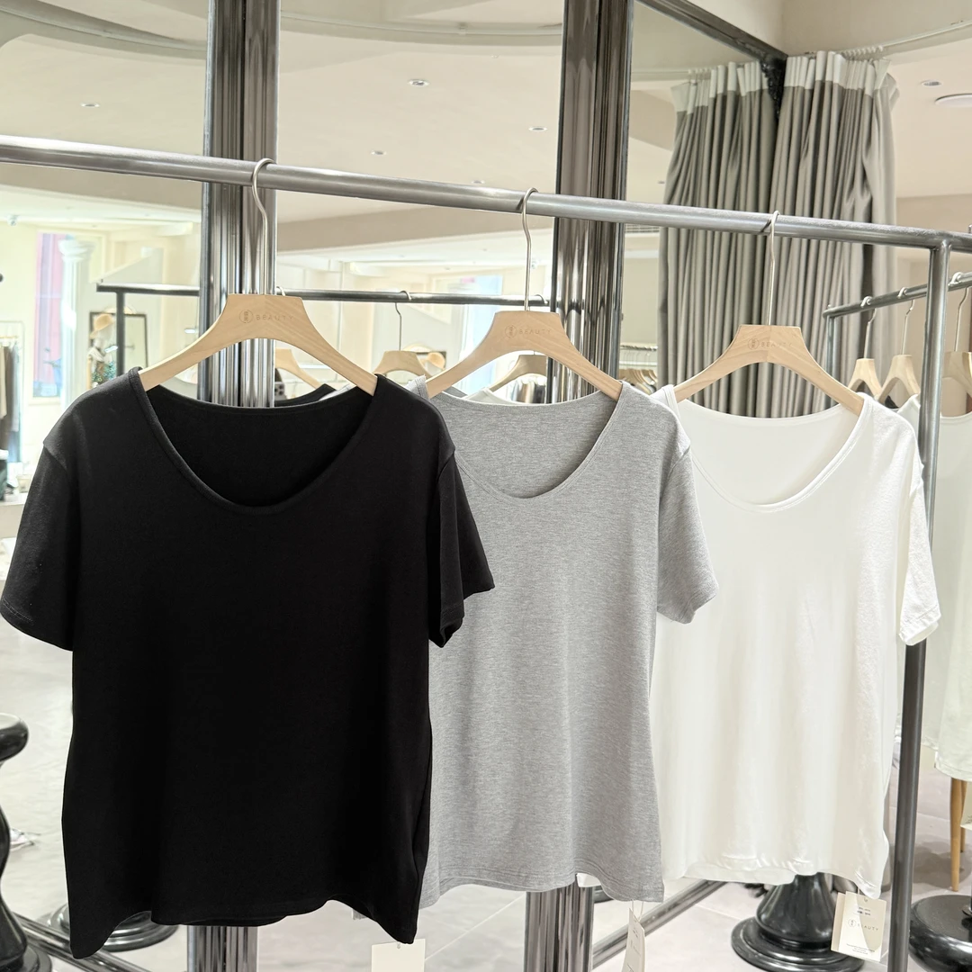 惠美家 百搭设计款短袖（随机发）