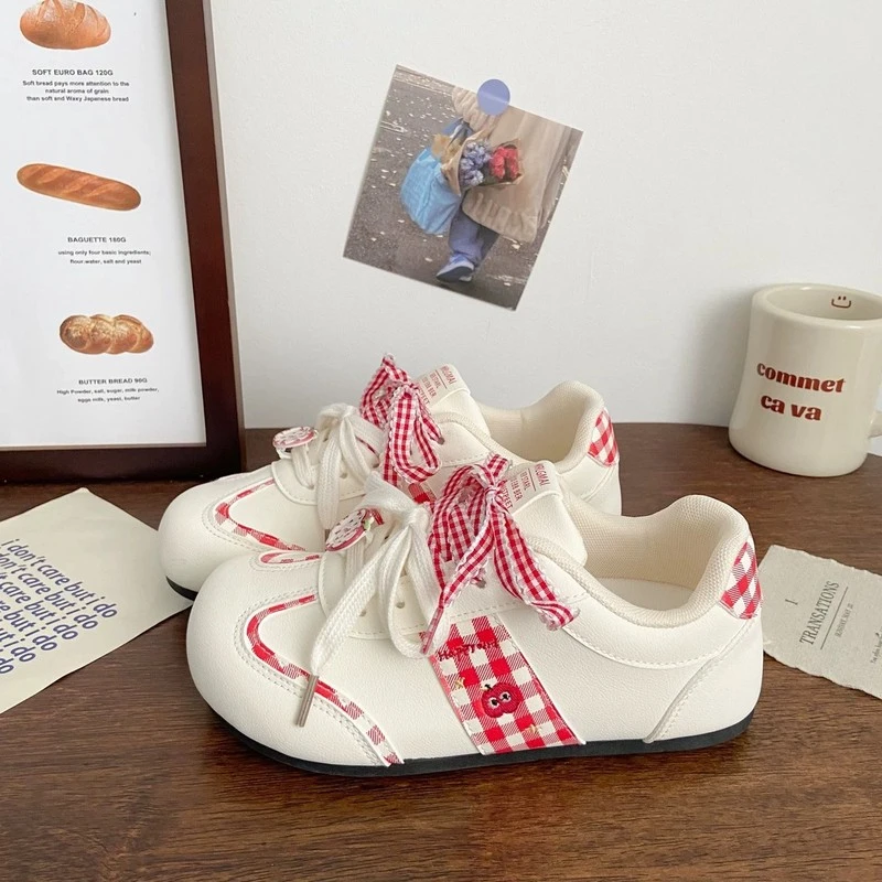 原创平底德训鞋女2025春秋季新款ins潮百搭休闲透气运动鞋子女