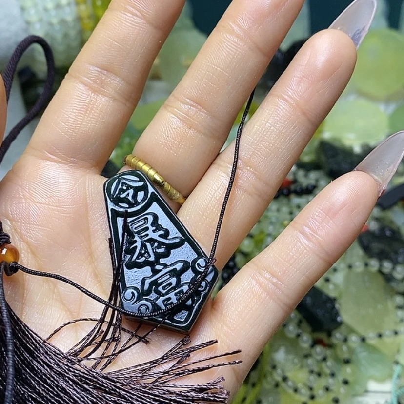 【闪购商品】和田玉（糖玉）颈饰未镶嵌孟****店