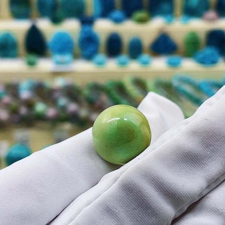 绿松石未镶嵌挂件