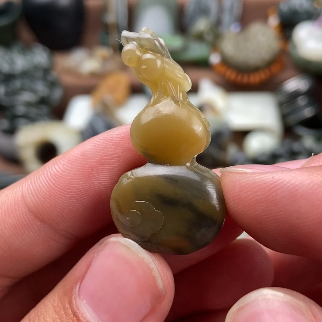 和田玉挂件未镶嵌