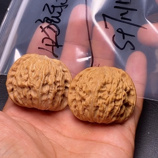 【闪购商品】把件文玩核桃磨盘