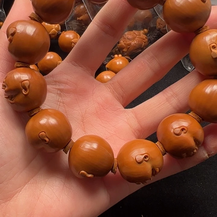 鲁***泥手串橄榄核21百态