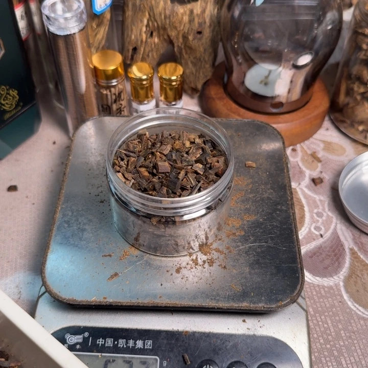 楠木绿香紫罗兰沉水原材料 52