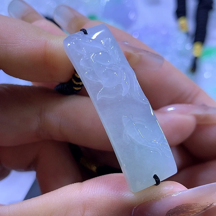 颈饰未镶嵌翡翠天然翡翠A货吊坠
