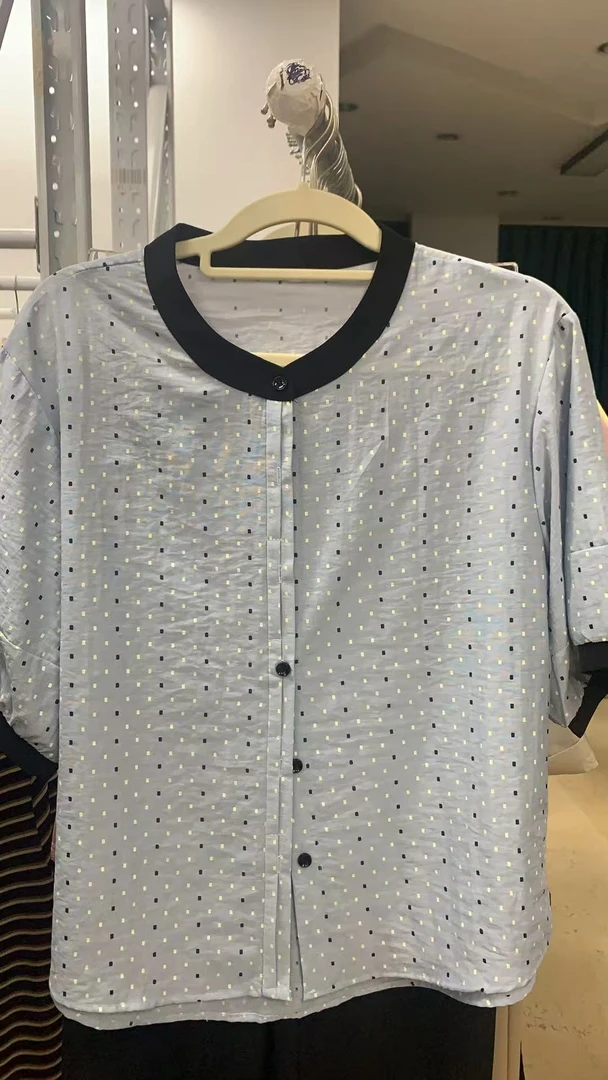 MLYS25819（聚水潭）短袖通勤衬衫拼接不褪色单排多扣圆领女士短袖