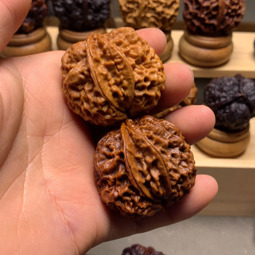 淼***果把件文玩核桃生命