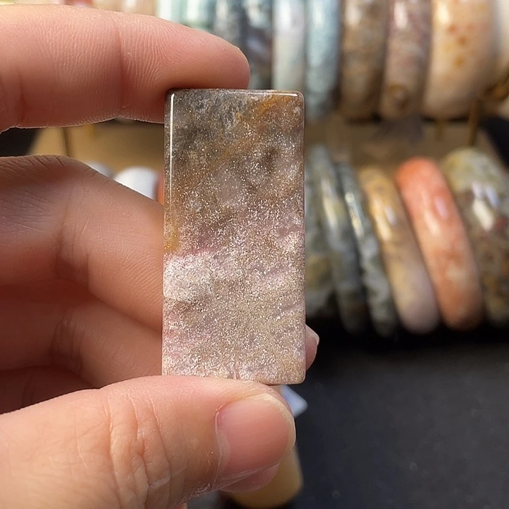 未镶嵌手链硅化珊瑚（珊瑚玉）