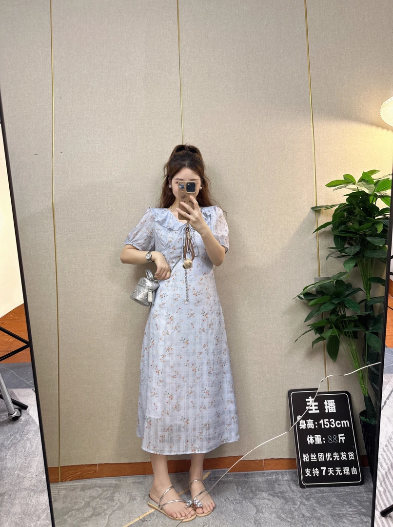 改版小个子温柔系洋气碎花荷叶领收腰显瘦系带灯笼袖夏季连衣裙女