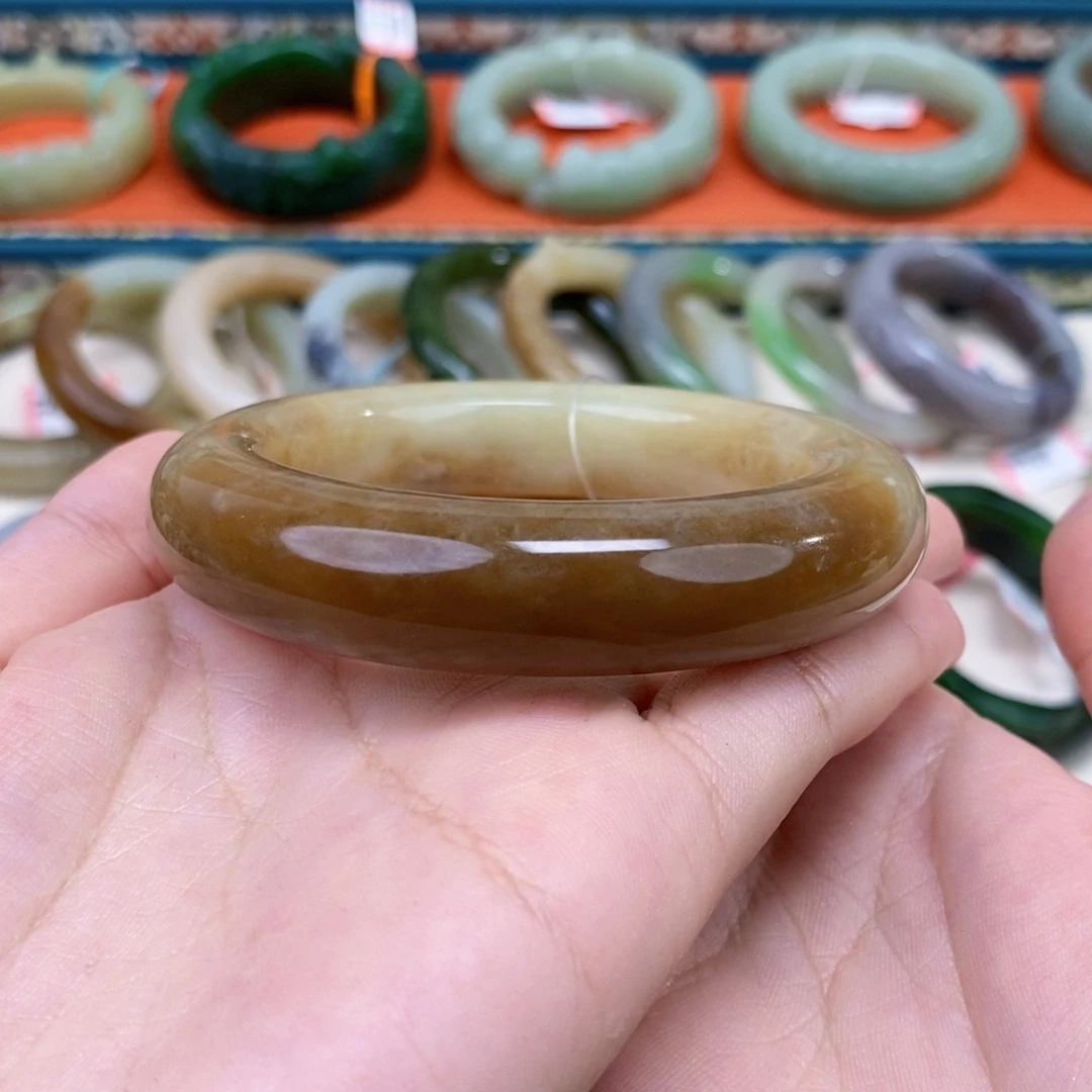 未镶嵌手镯和田玉手镯 54.3