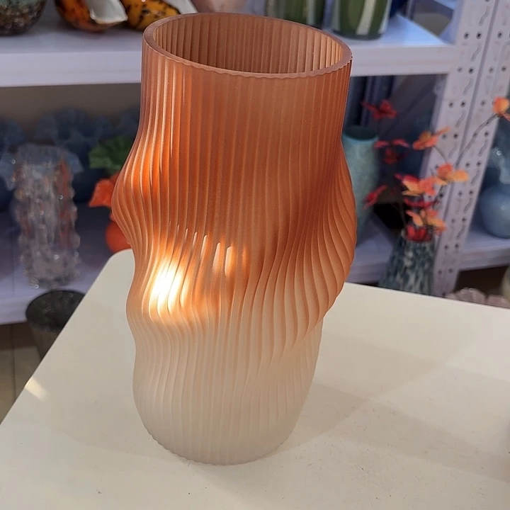 高度28厘米4455花瓶