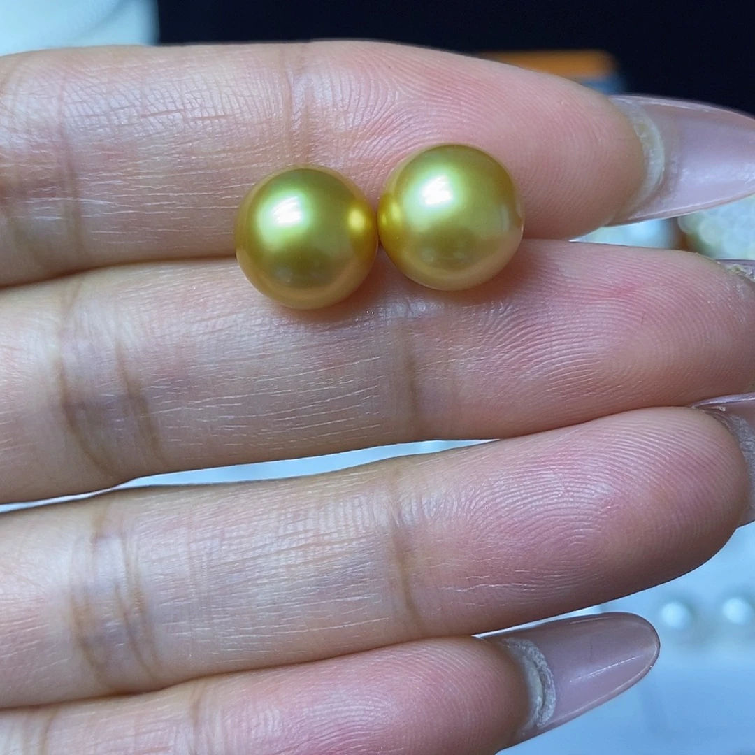 18K金镶嵌耳饰海水珍珠金珠
