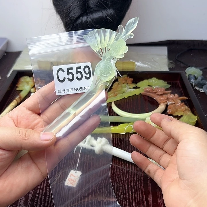 蛇纹石玉发饰合金丝**缘