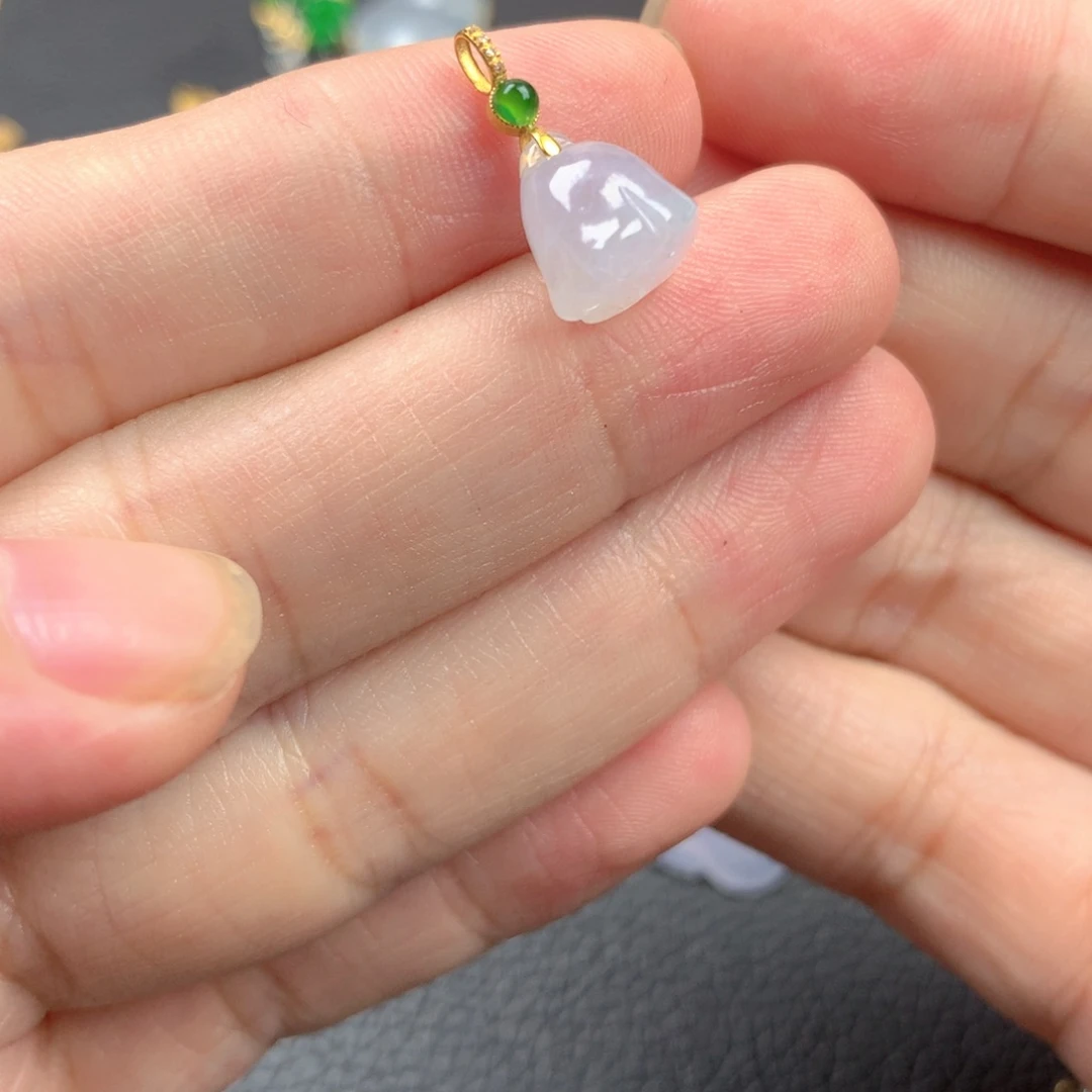 【闪购商品】颈饰18K金镶嵌翡翠翡翠