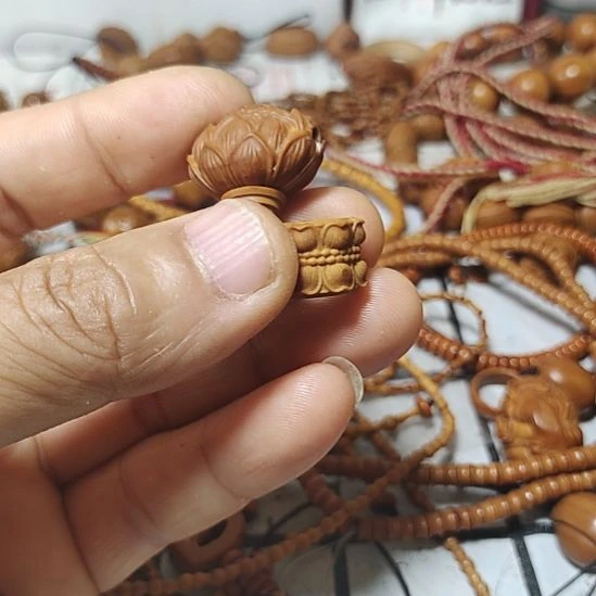 ᥫ***࿐手串/手链橄榄核莲花跑环一对莲花三通一个