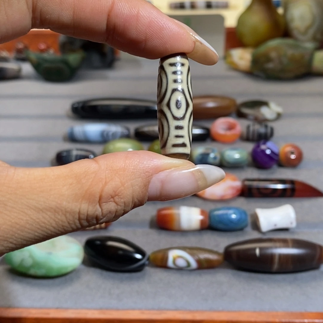 玛瑙/玉髓颈饰合金